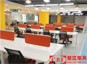 金屬辦公家具