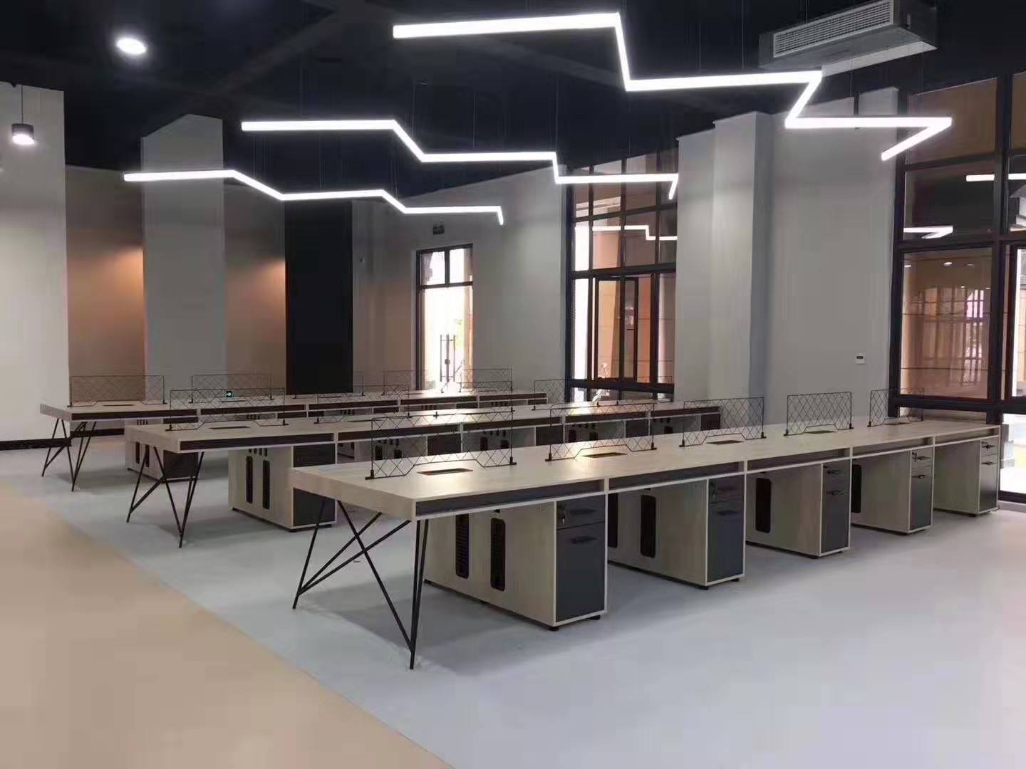 屏風式辦公桌廠家